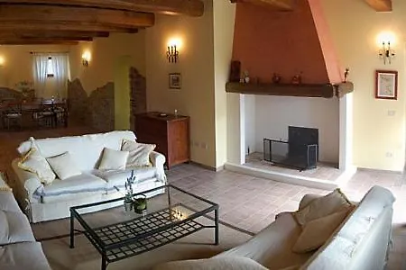Sleeps 10 Pool Villa Todi